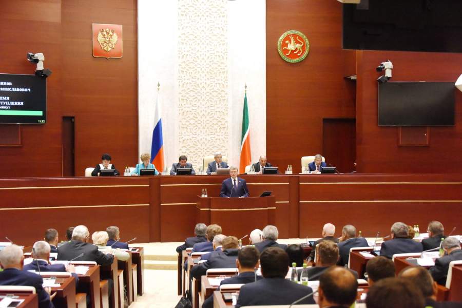 Парламент Татарстана в обновлённом составе приступил к работе (Фотография: пресс-служба Госсовета РТ)